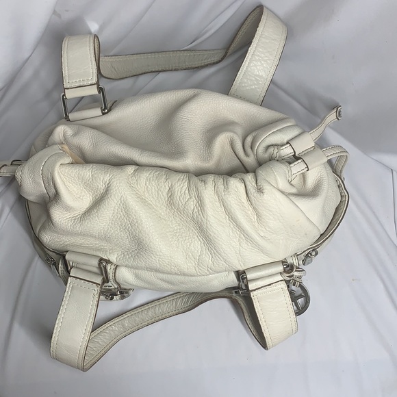 MICHAEL KORS Cream Pebbled Leather Satchel Purse - Picture 5 of 13